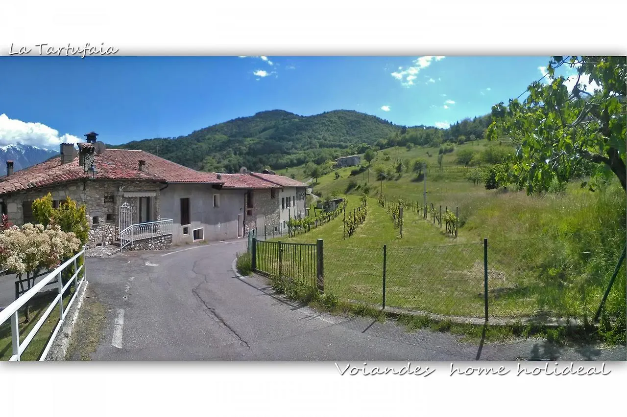 Apartment Appartamenti La Tartufaia Country House Pool And Relax By Gardadomusmea
